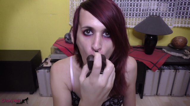 Cristy Noir Messy sloppy deepthroating practice