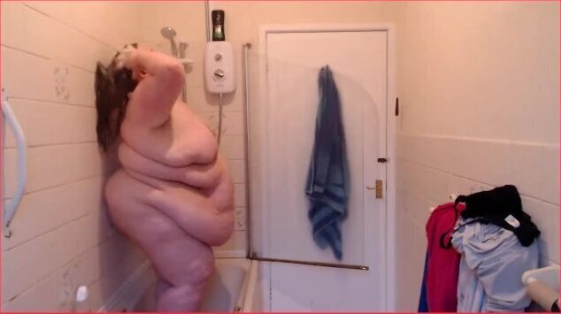 SSBBW SHOWER TIME SOAPY BODY