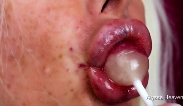 Fake Lips Milf Close Tease Full Video