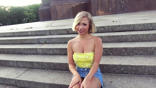 TEEN eeee Banged by a Stranger in PUBLIC! Berlin Banger