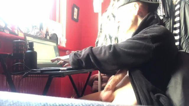 Edging chat room. Ended shooting massive load