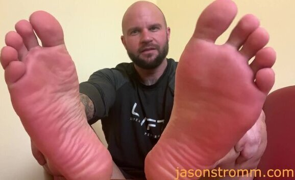 straight bare feet your