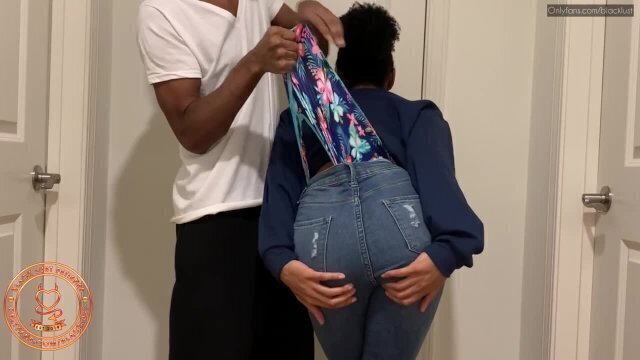Ebony Wife Jeans Wedgie 