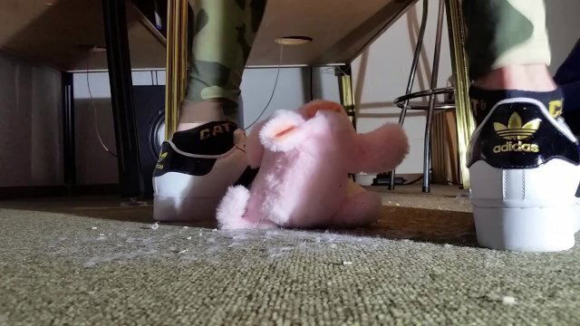 Crushing with Adidas Superstar Sneaker