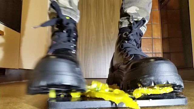 Food Crushing with Buffalo Boots