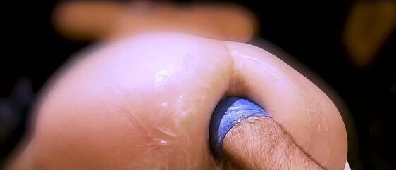 Fiste ihren Arsch sieh Loch offen bleibt