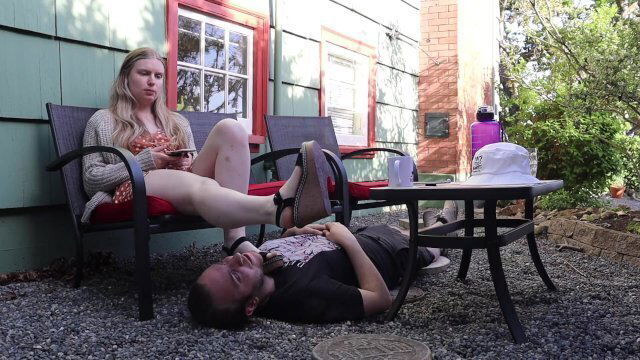 Furniture Doesn't Move FULL CLIP Miss Chaiyles Ignore, Femdom, Footstool