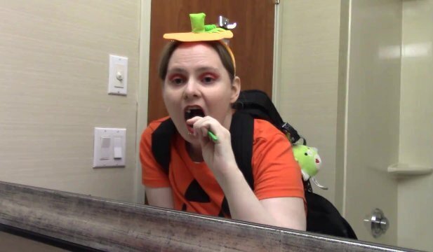 Toothbrushing Pumpkin