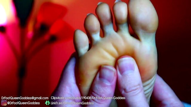 Wrinkled Soles Lotion Massage Part 1