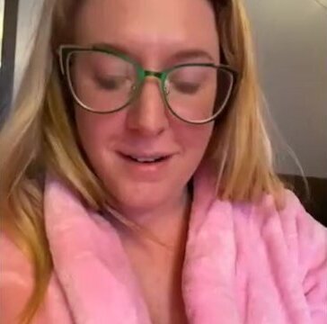 BOOBS! Live reveal double