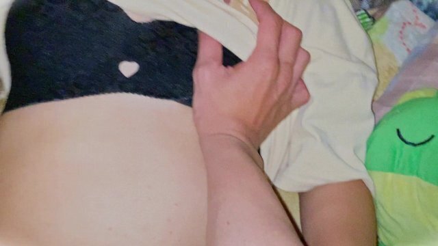 ចុយលើកនេះធំពេកតឹងណែនតែនាងថាឈឺ💦💦-Hot girl lets fuck full Sick.💦