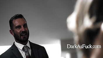 Husuband Walks Wife Getting Railed Investigator