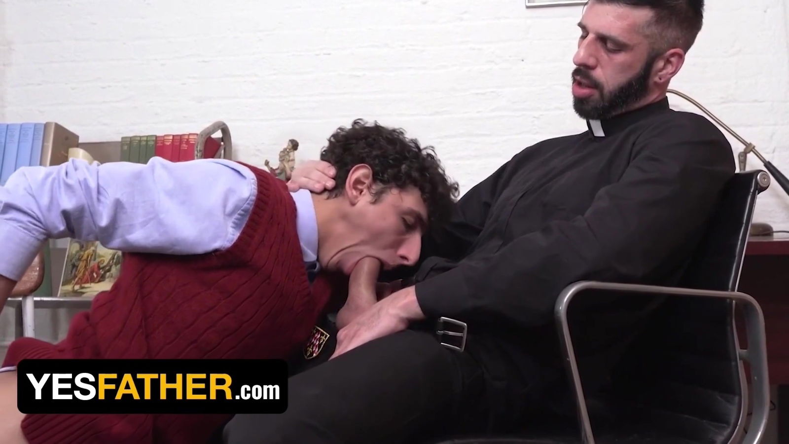 Carter Ford Naughty Twink Gets Spanked Pounded With Dildo Masturbating