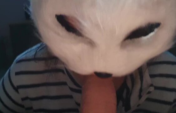 My beautifull silverfox gives me sensual blowjob and take my load to her mouth...