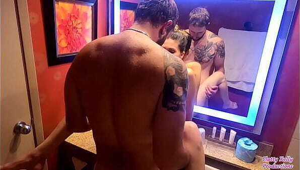 Brother finds step sister shower