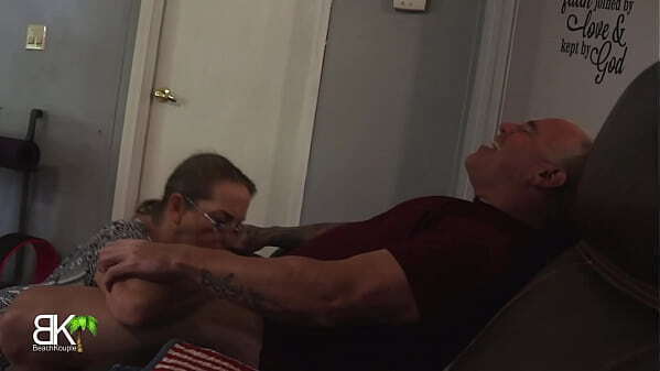 Stepson Miles Catches FreeUse Stepmom Kymber Leigh Sucking cock. Outside pool, Stepdaughter Misty Meaner gets hard again rides