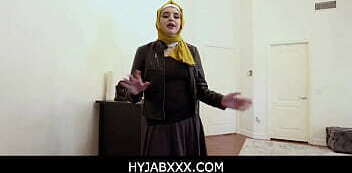 HyjabXXX-Teen Hijab Falls Love With Stepuncle- Leda Lotharia