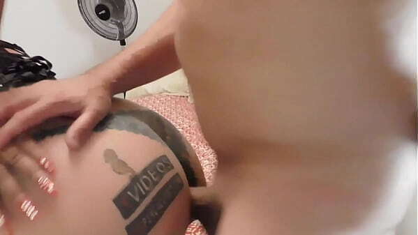 destroza culo hace tragar leche hago encima esta pija paro acabar chorrea leche piernas