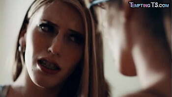 Assfucking shemale fills wet tranny hole in doggystyle