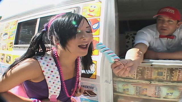 Ashli Orion Cream Upscale]