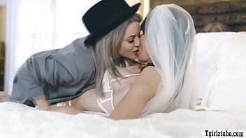 bride licks fucks photographer