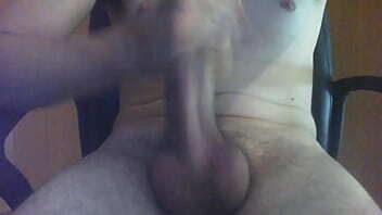 Massive cock pajas chico, pajas