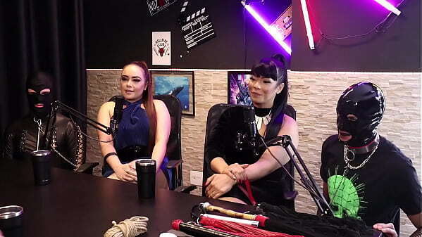 modalidades Podolatria, delas &eacute_ pisar fazer masturba&ccedil_&atilde_o Inara &agrave_ Doutrinadora Goddess Lohan