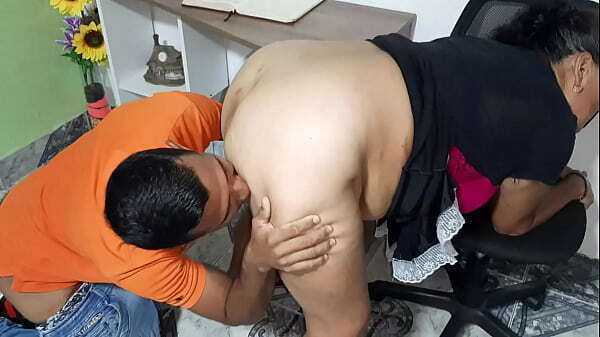 se&ntilde_ora limpieza interrumpe trabajo