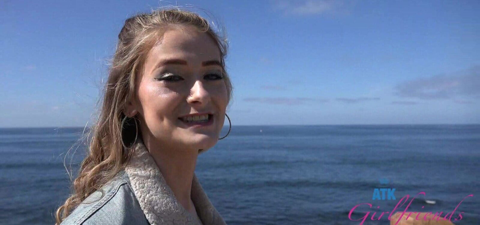 Outdoors teasing leads amazing hotel room Meloni Moon