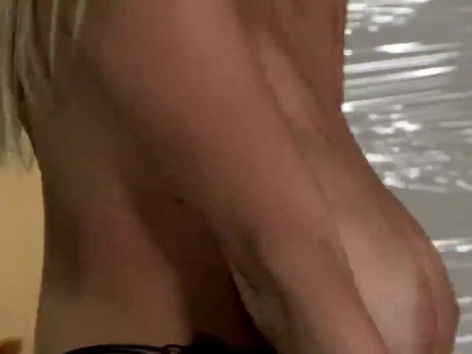 Stunning Pool Player!!