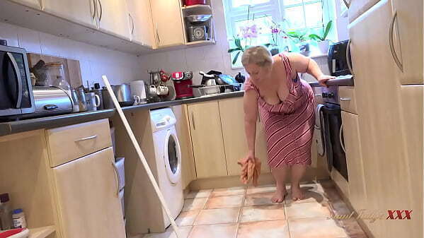 AuntJudysXXX Your Stepmom Star Sucks Your Kitchen (POV)