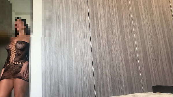 MADRASTRA PONE PEQUE&Ntilde_O SHORT ENORME CULO CALIENTE (BIG ASS, LATINA, TITS)