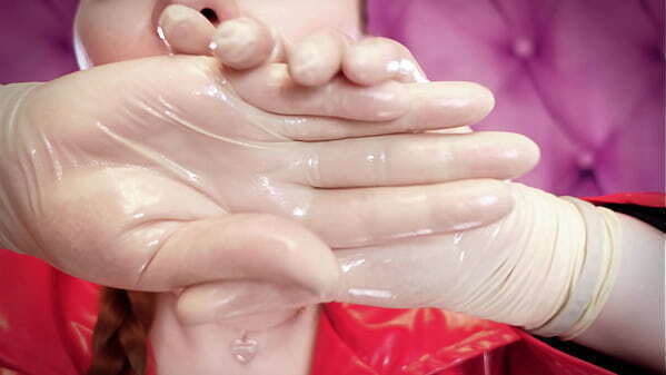 ASMR fetish video: latex gloves fetish great soundings close (Arya Grander)