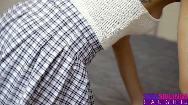 Veronica tells Stepbro, &quot_I taste pussy your dick&quot_ -S15:E2