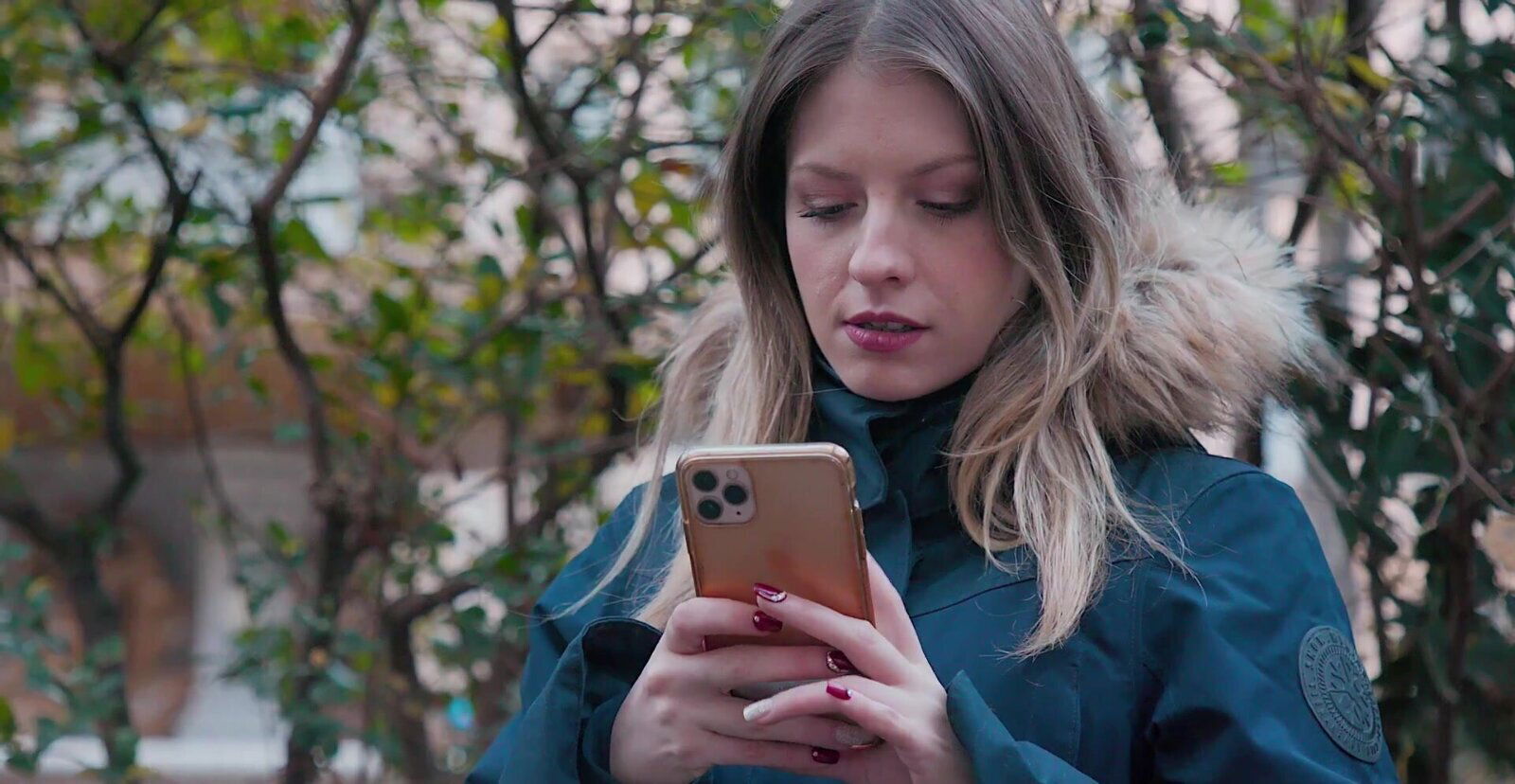 Lina moans while getting fingered naughty