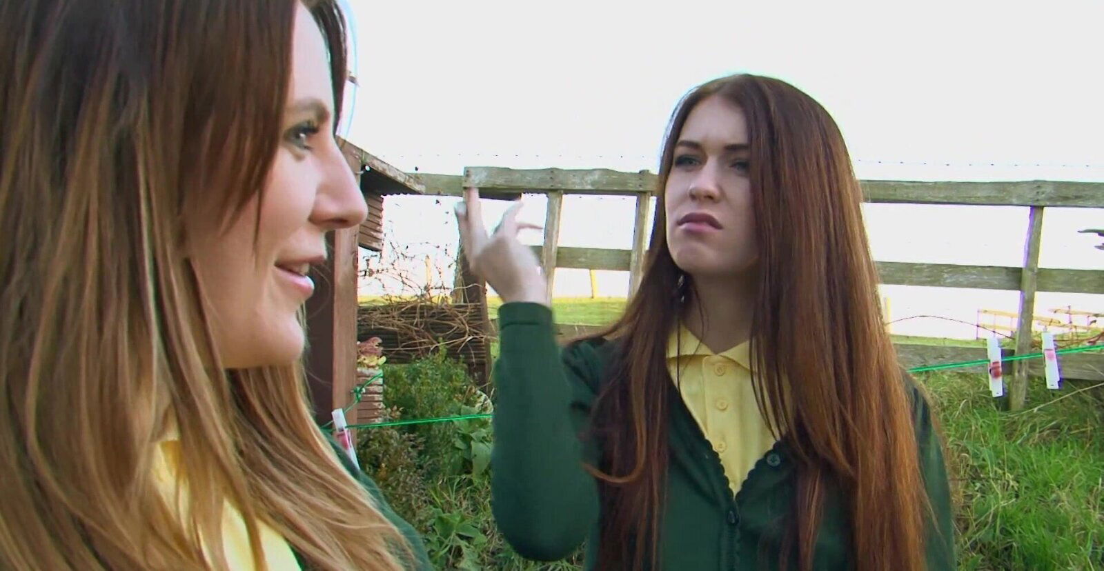 college babes Mischa Cross Samantha Bentley please each other