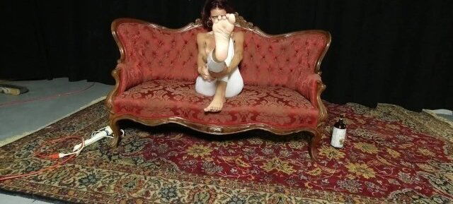 Venessa Vixons exploration foot fetish