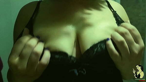 Trailer Lays Lopes Trailer PLAYING WITH VIBRATOR SHOWING MELONS