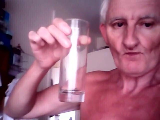 This drink tastes like piss