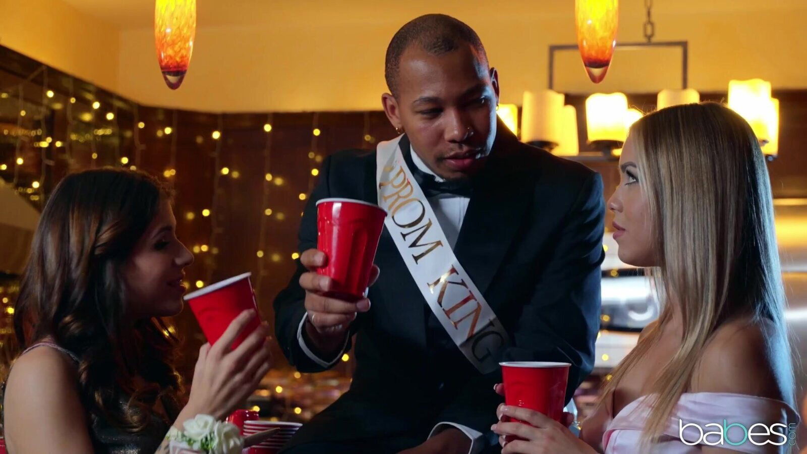 Alina Lopez Isabel Moon interracial threesome