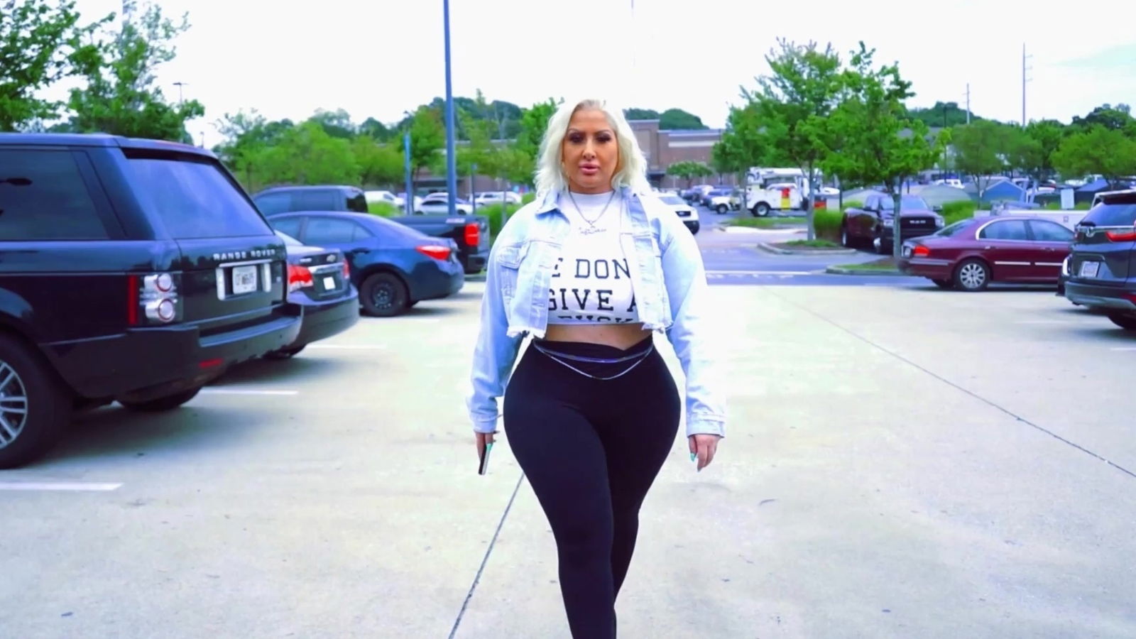 Mature fucks clown hotel