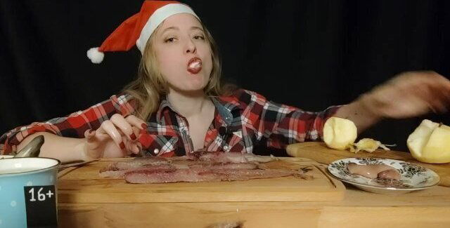 SEDUCE RELAX: herring apple ASMR MUKBANG