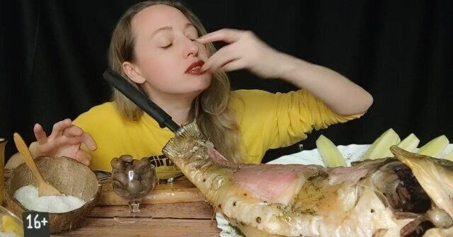 SEDUCE RELAX: carp fish ASMR MUKBANG