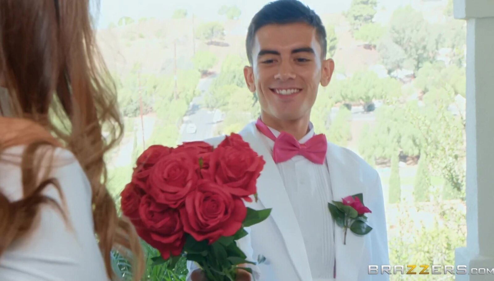 Jordi Polla hooks with MILF Ariella Ferrera