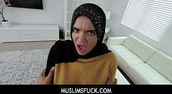 MuslimsFuck Stepsis Hijab Pays Collateral- Naudi Nala