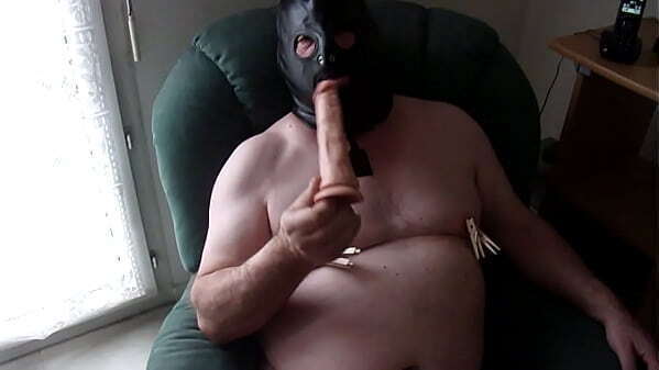 soumis l&egrave_che gode