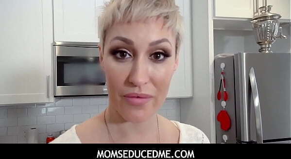 MomSeducedMe Stepson fucks stepmom Ryan Keely from behind kitchen counter makes porn video