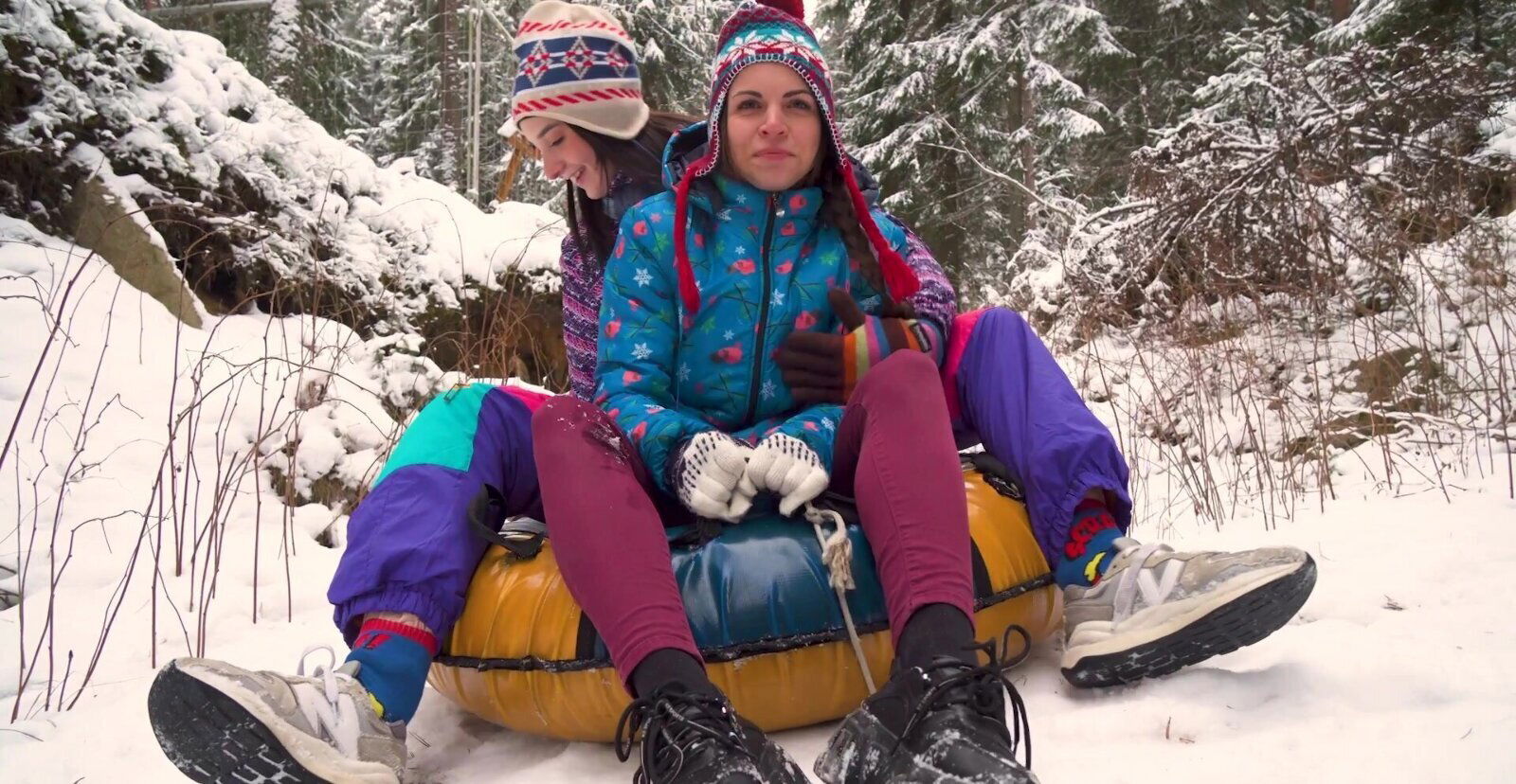 Group lesbian fingering with Lisa Nixon Sirena Milano