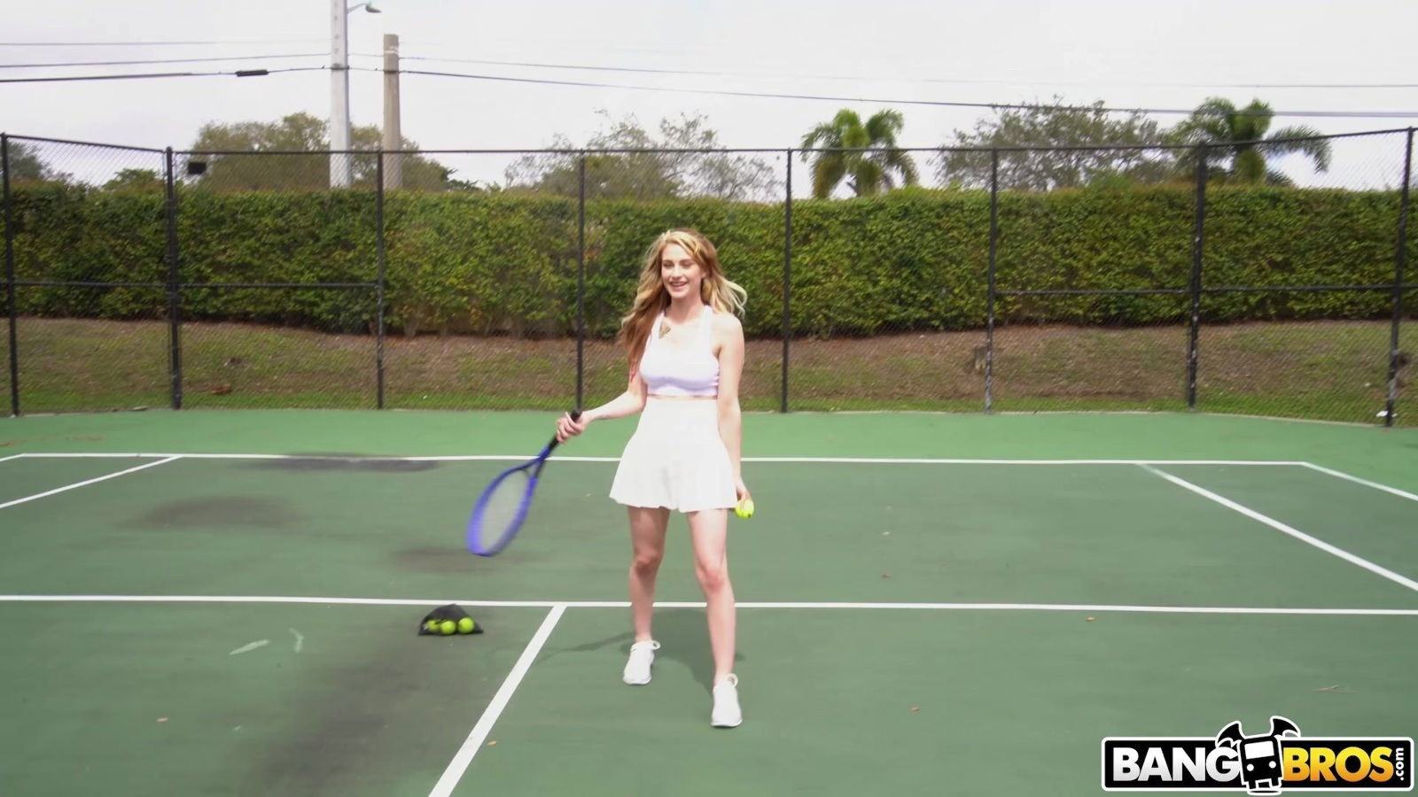 Kimberly Snow with natural enjoys while getting fucked