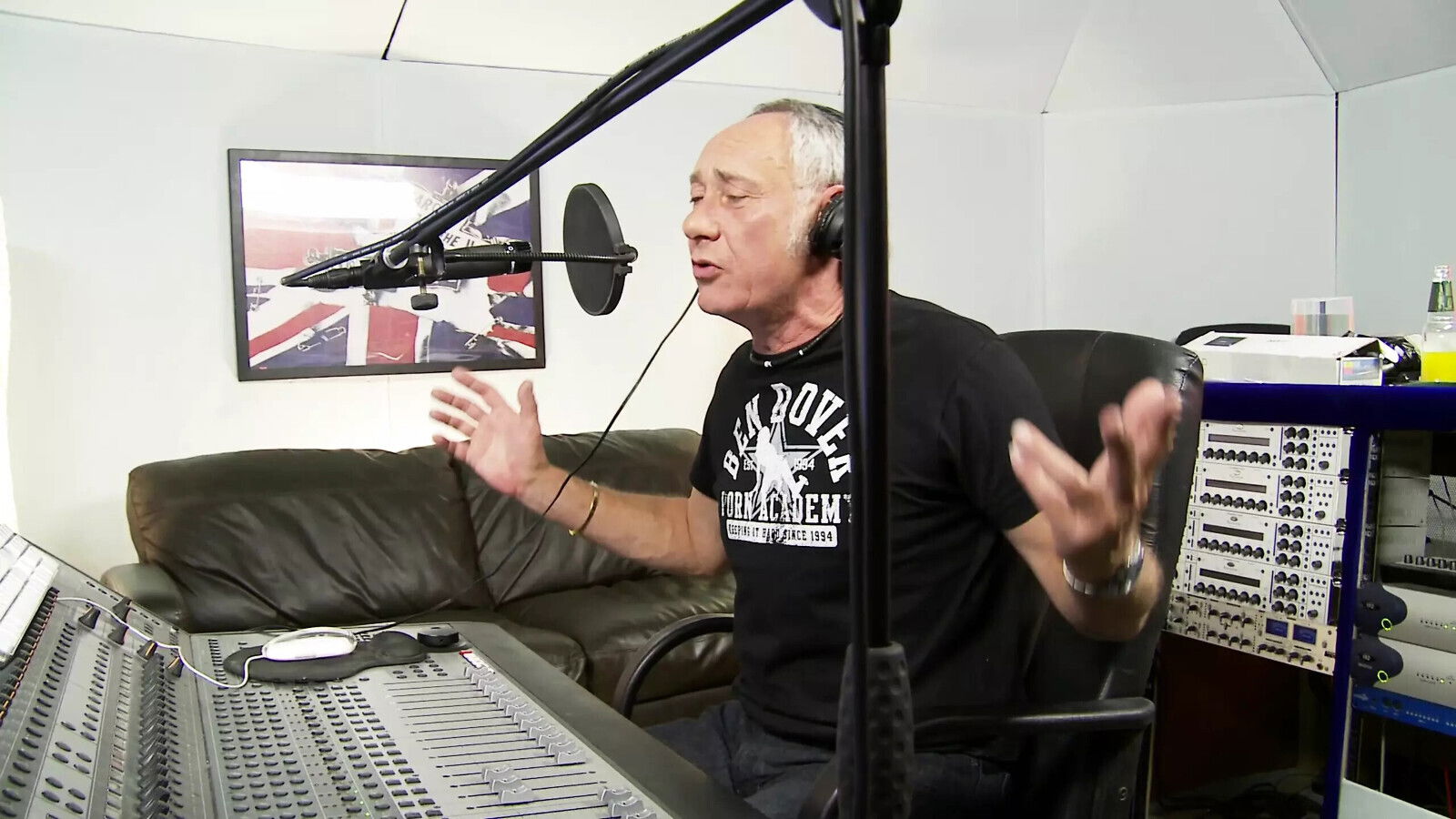 Cristien Love Gets Fucked Guys After